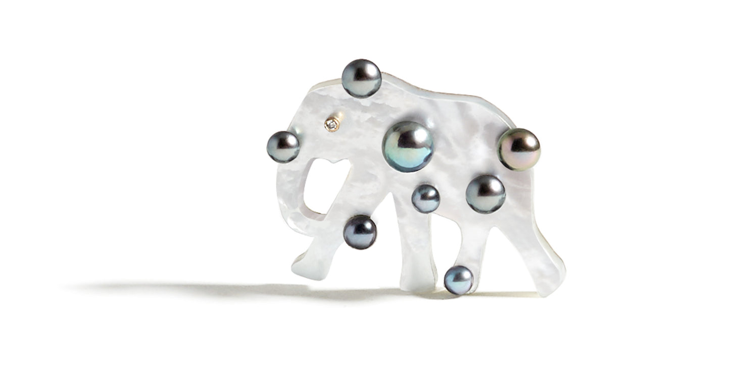 Elephant Pendant | Mother of Pearl w/ Polka Dots